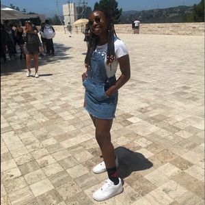 Meet your Posher, Lota